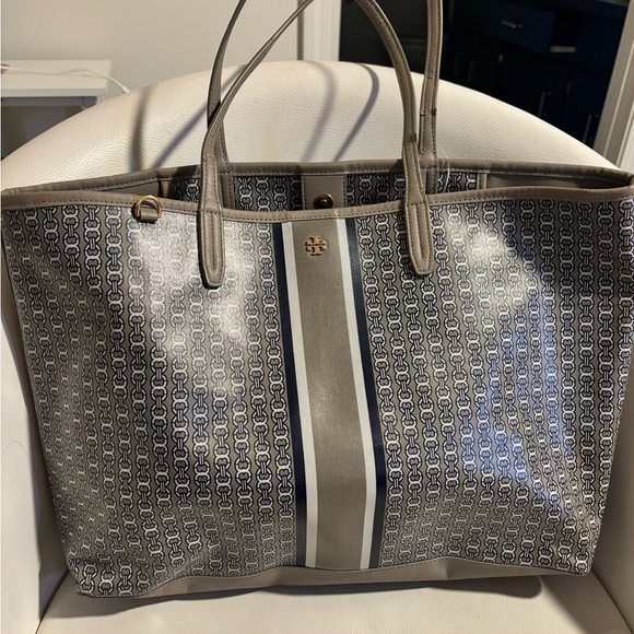 Tory Burch tote - Picture 4 of 5